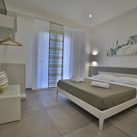 Oda ve Kahvaltı Baia Azzurra Torre Lapillo