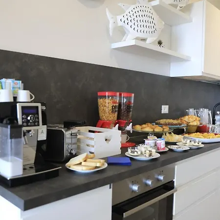 Frühstückspension Baia Azzurra Torre Lapillo