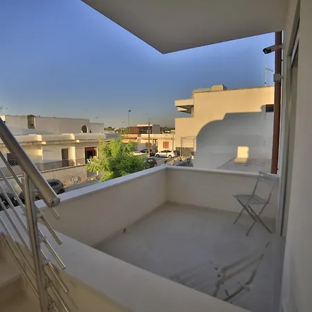 Baia Azzurra Torre Lapillo