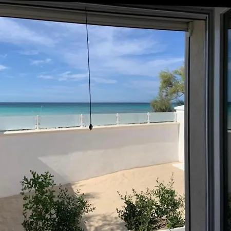 Baia Azzurra Torre Lapillo