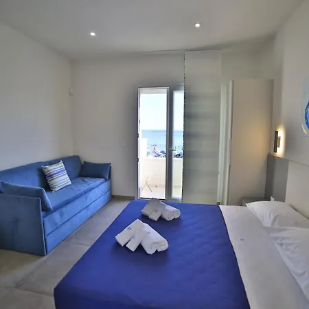 Baia Azzurra Frühstückspension Torre Lapillo