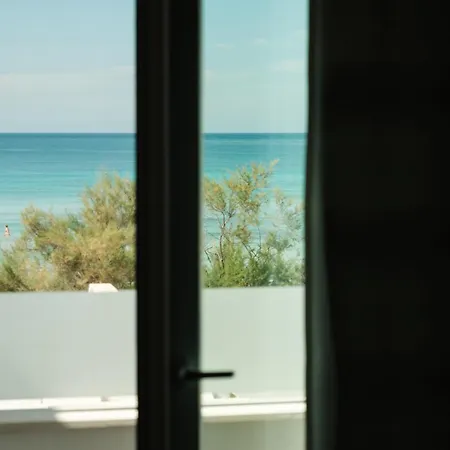 Baia Azzurra Bed & Breakfast