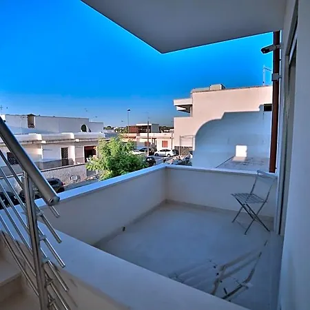 Bed & Breakfast Baia Azzurra Torre Lapillo