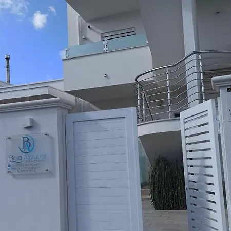 Baia Azzurra *