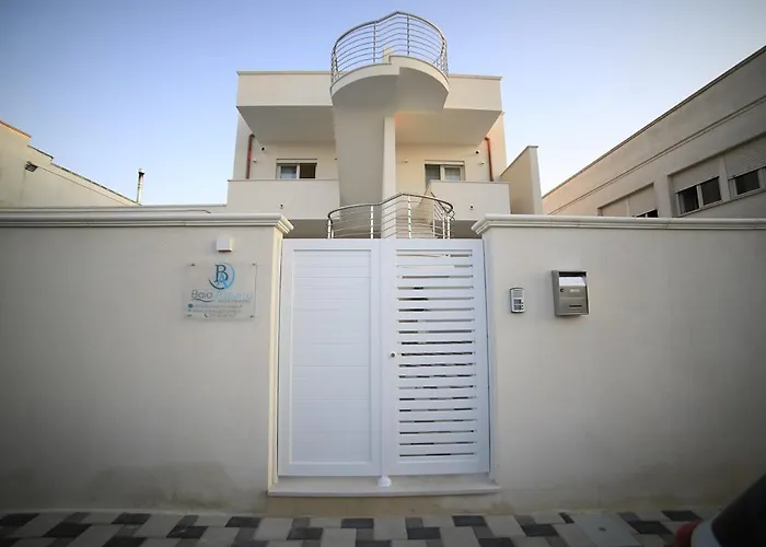 Baia Azzurra * Torre Lapillo